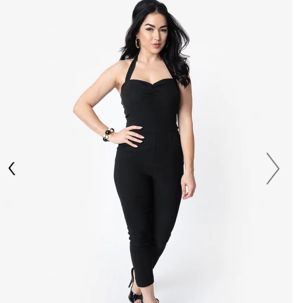 🖤🐈‍⬛🐾NWT Unique Vintage Halter Jumpsuit Black S/4🖤🐈‍⬛🐾